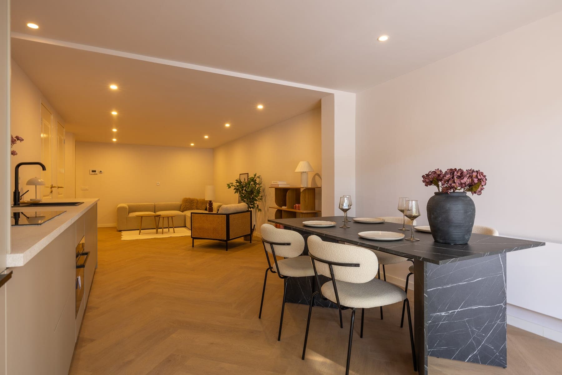 Appartement in Rotterdam na verkoopstyling, galerijfoto 3